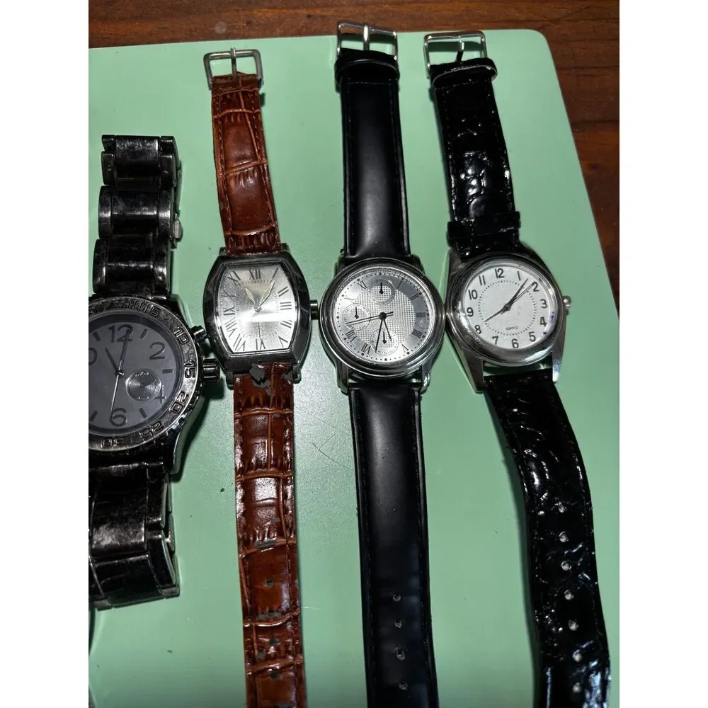 Lot of 12 men's and women's unbranded watches, untested